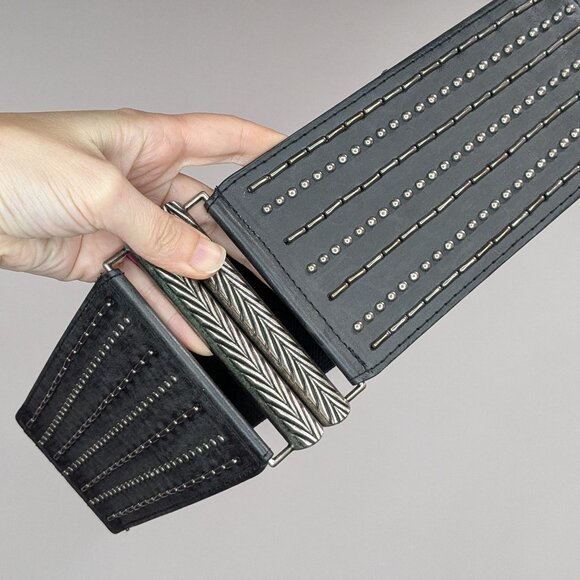 Wide Elastic Belt with Metal Clasp Rivets Silver Black - Picture 1 of 3